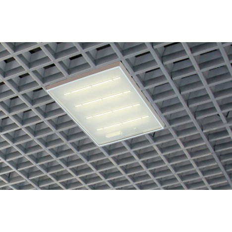 Светодиодный светильник FG 595 40LED 0,3A 38W (40) Грильято